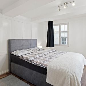 Camera standard con letto king size